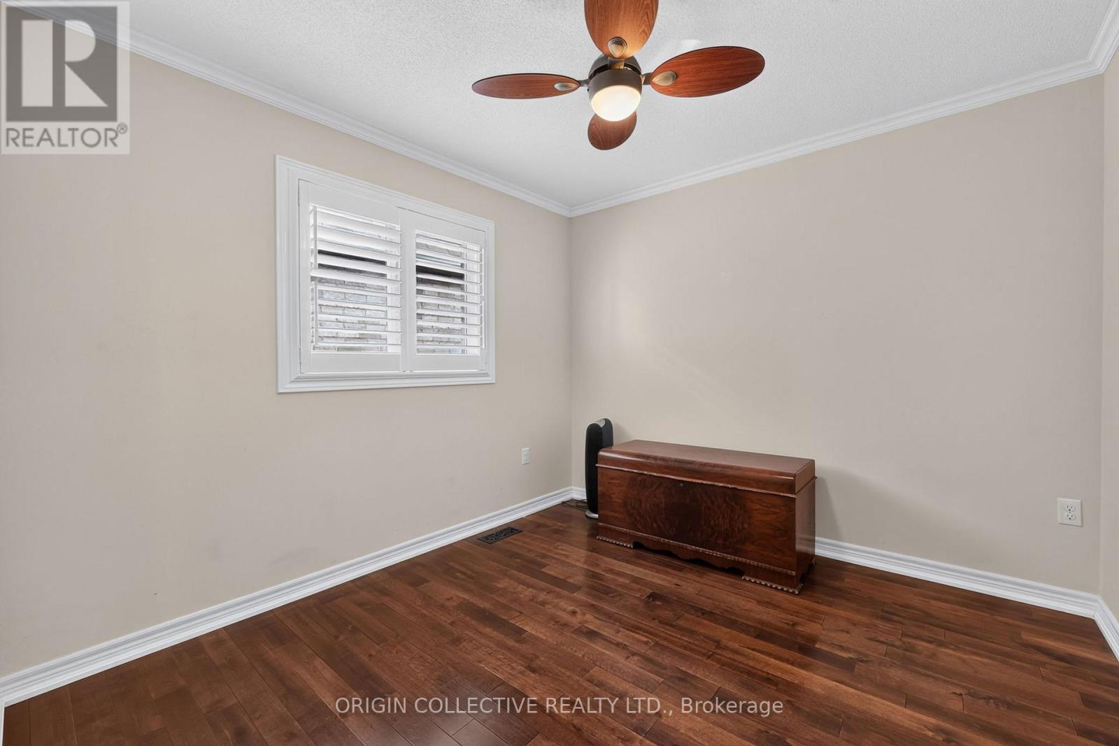31 BUD LEGGETT CRESCENT - 19
