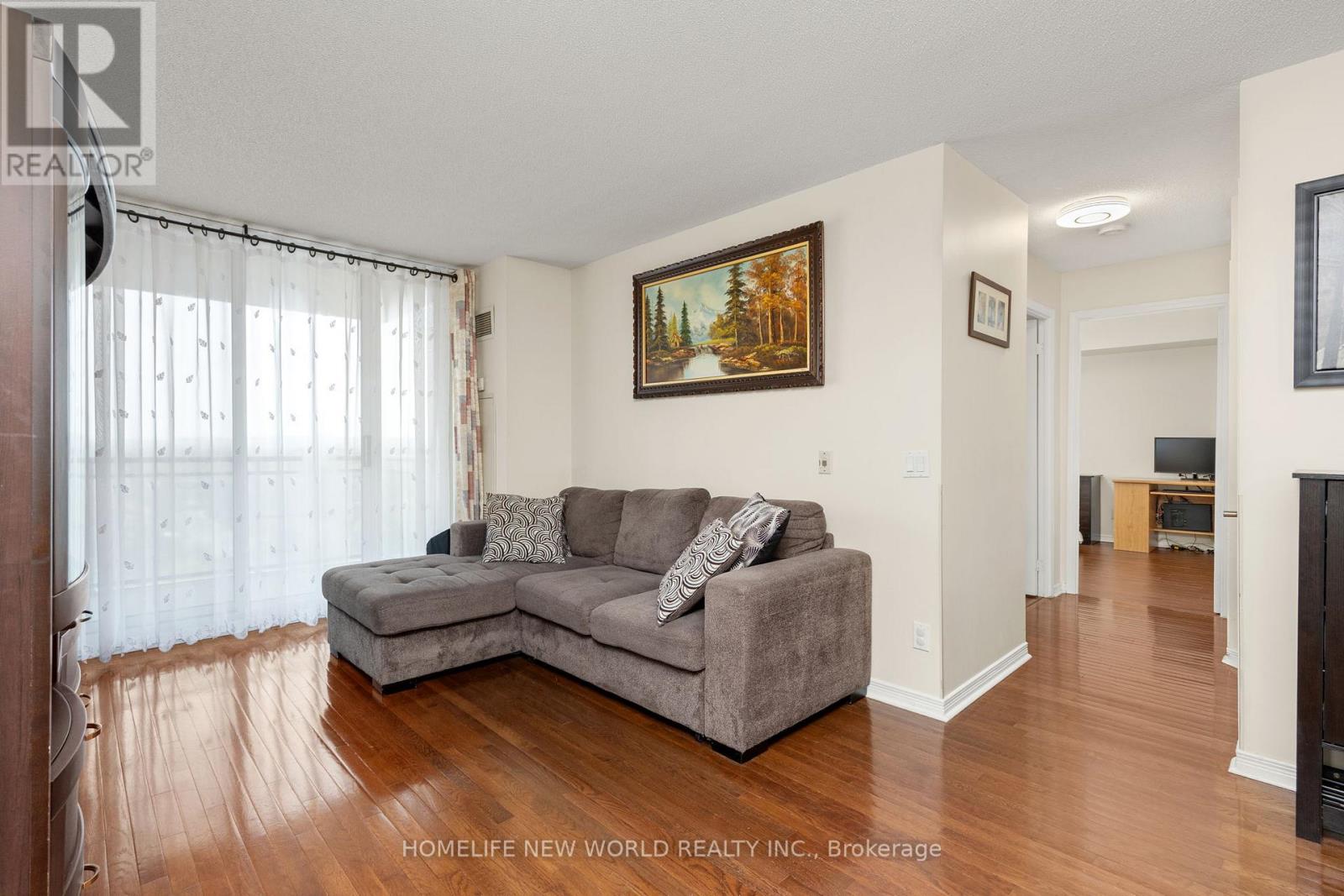 #1103 330 RED MAPLE ROAD - 24