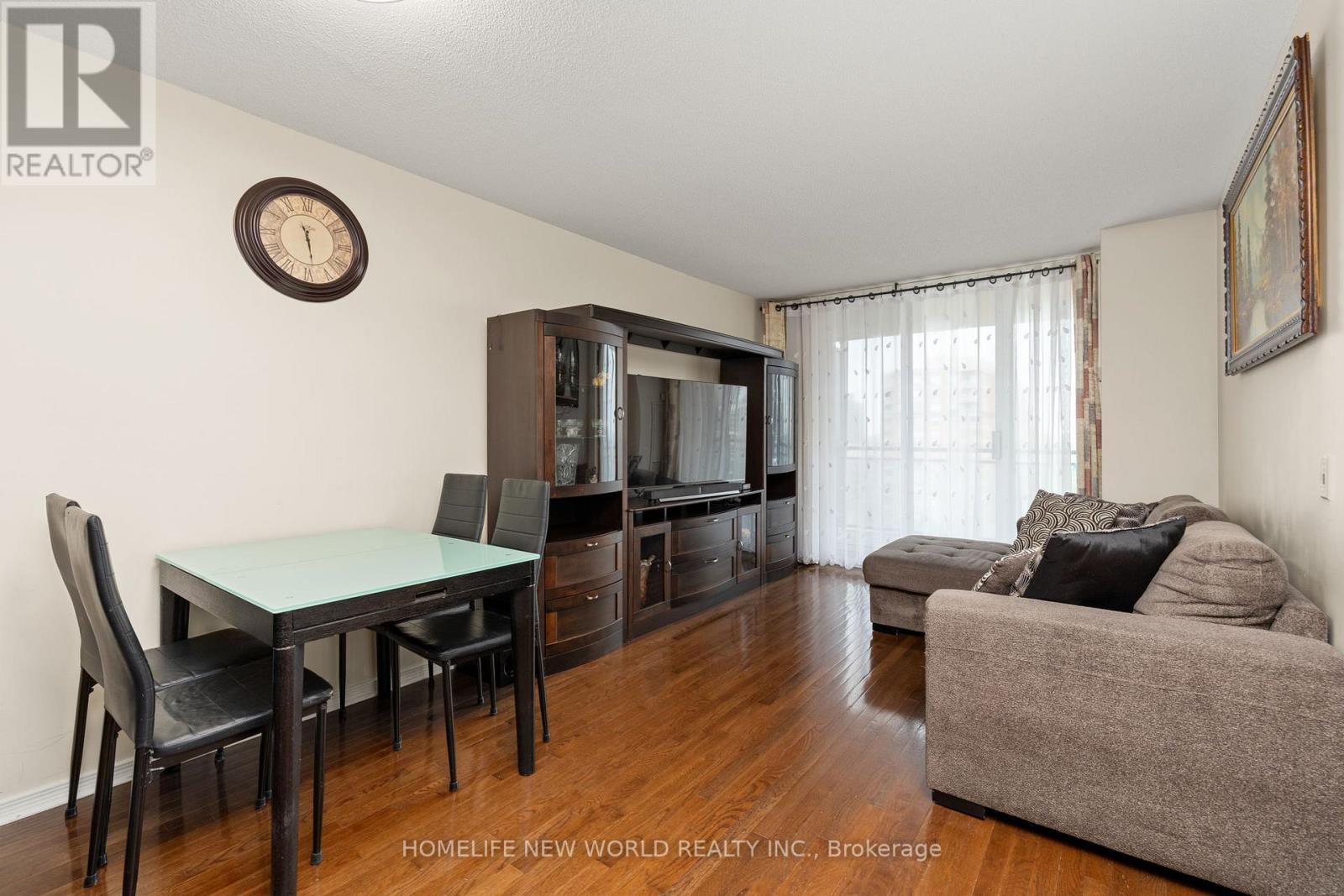 #1103 330 RED MAPLE ROAD - 26
