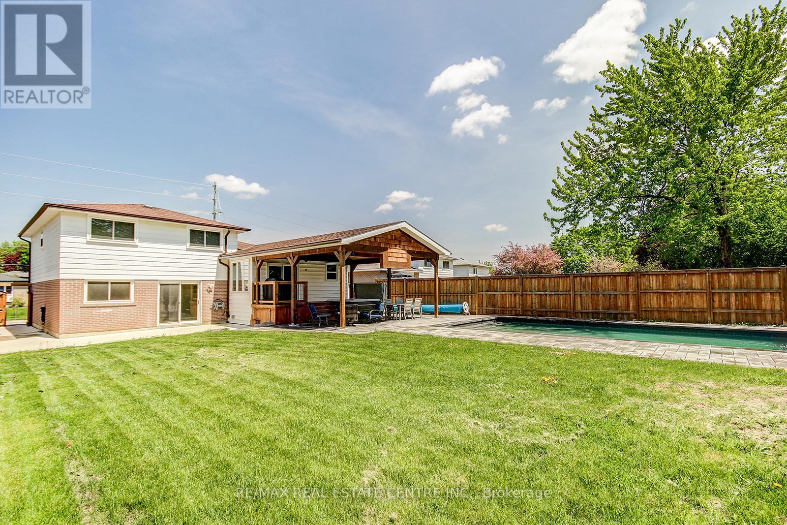 200 DELREX BOULEVARD - 23