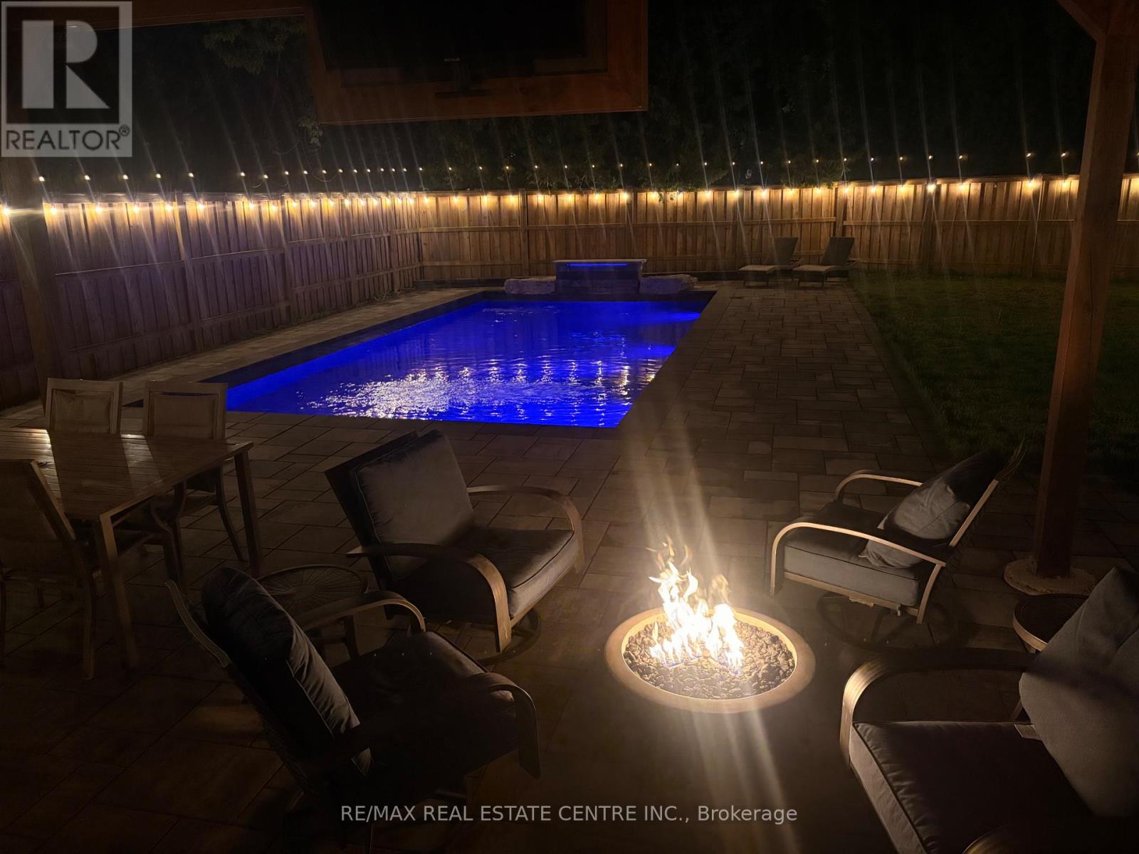 200 DELREX BOULEVARD - 33
