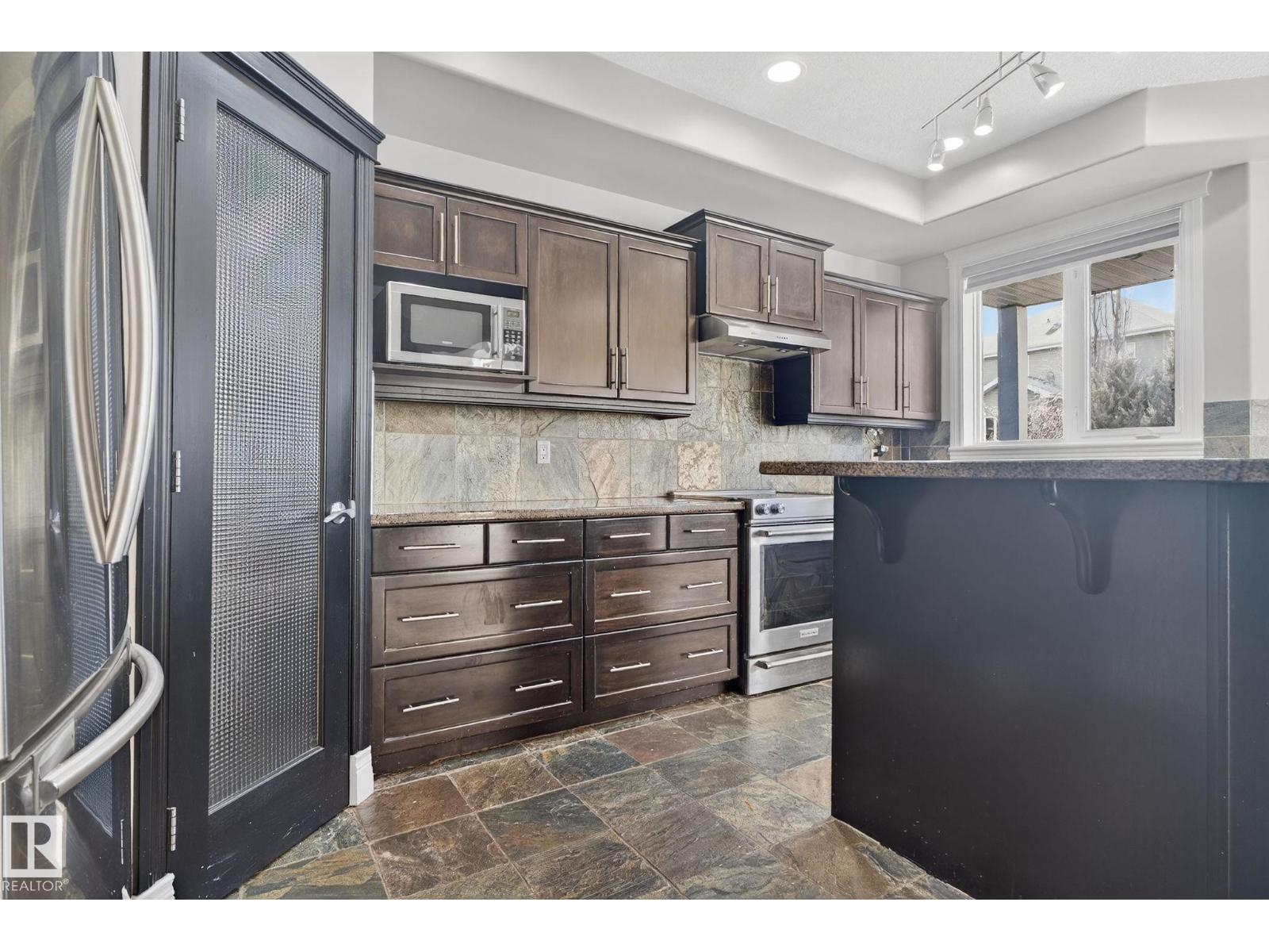 613 Stewart CR SW - 26