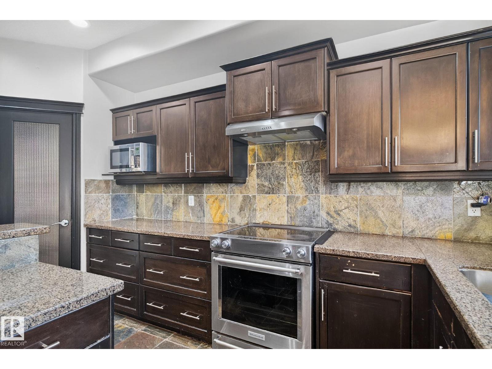613 Stewart CR SW - 30