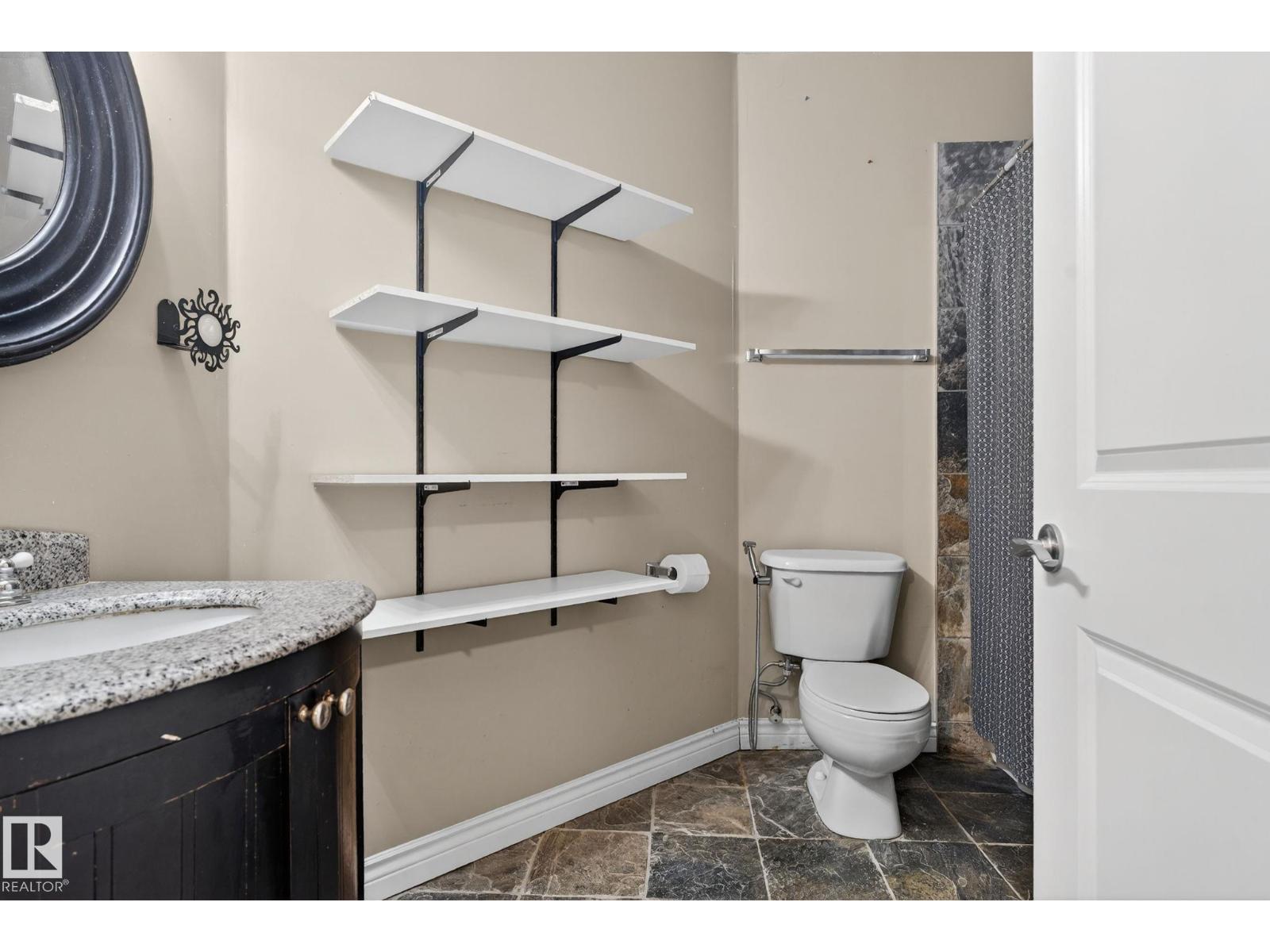 613 Stewart CR SW - 73