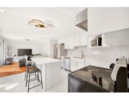 8960 157 Street, Surrey, BC V4N2Y5 Photo 12