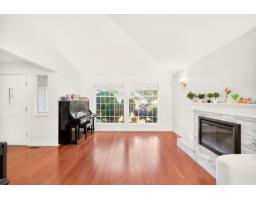 8960 157 Street, Surrey, BC V4N2Y5 Photo 7