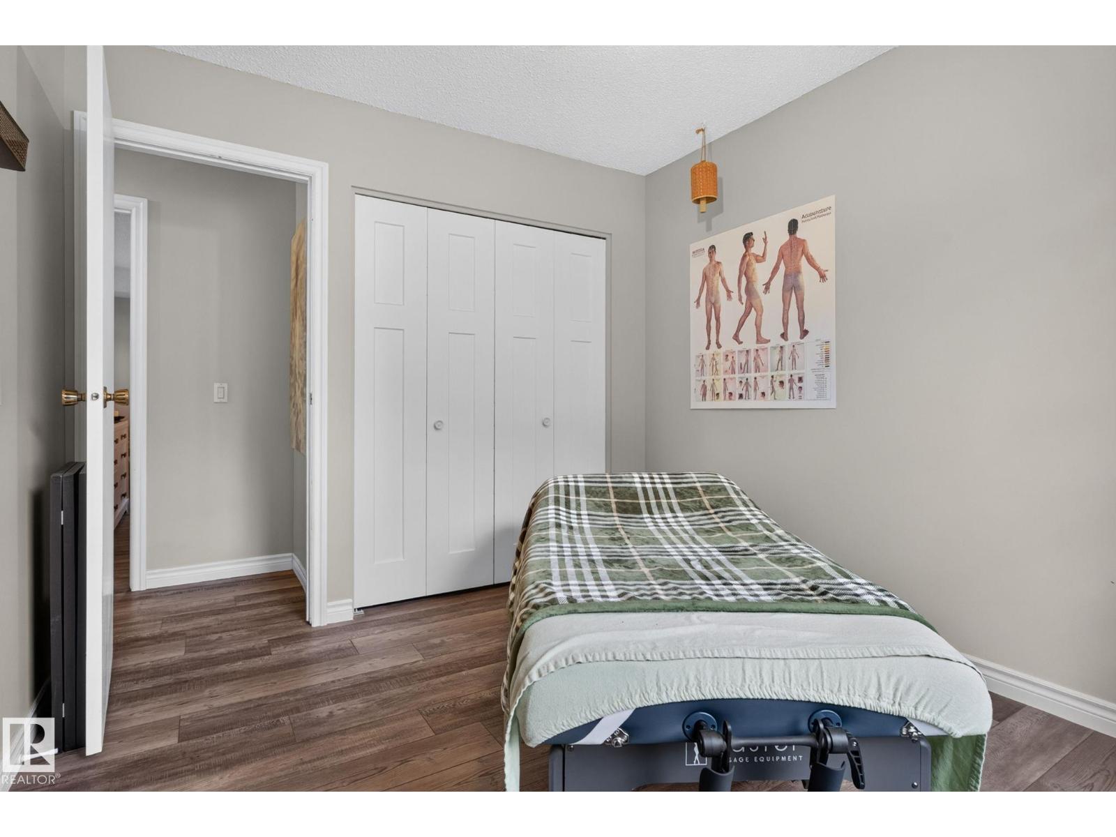 5240 56A ST — photo 17