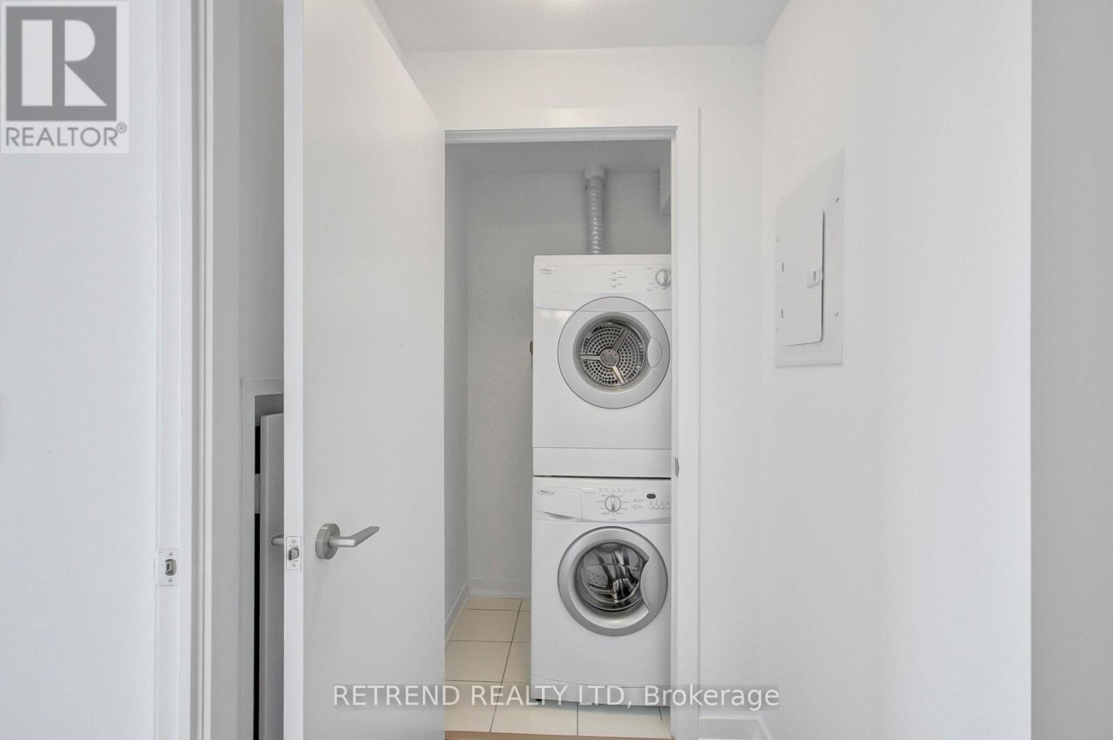 #1504 85 DUKE STREET W - 19