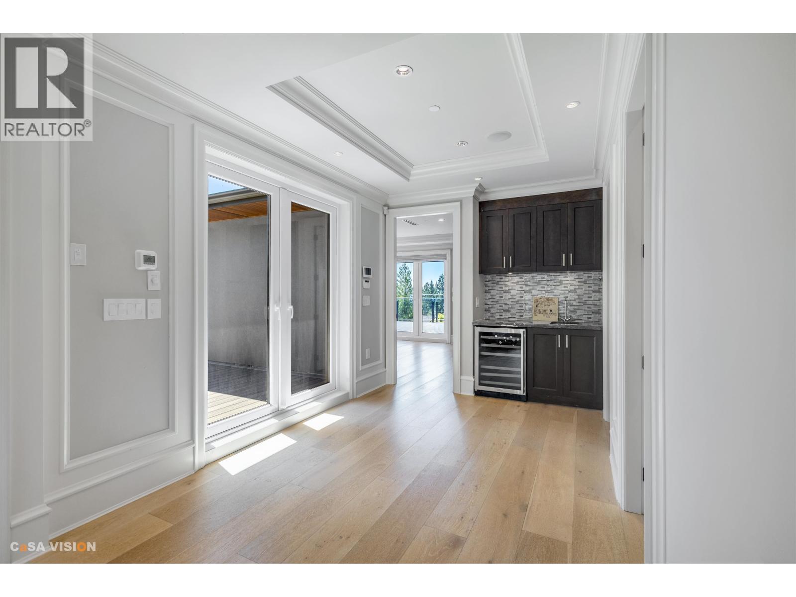 991 CROSS CREEK ROAD, West Vancouver