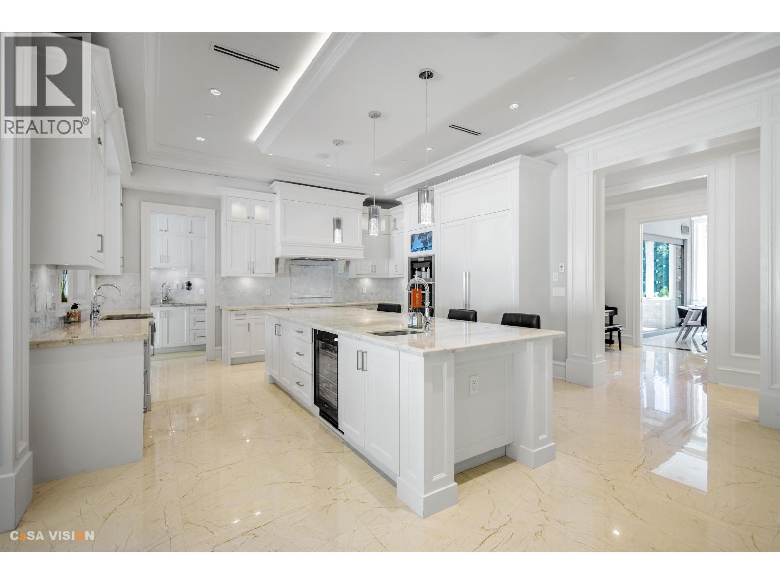 991 CROSS CREEK ROAD, West Vancouver