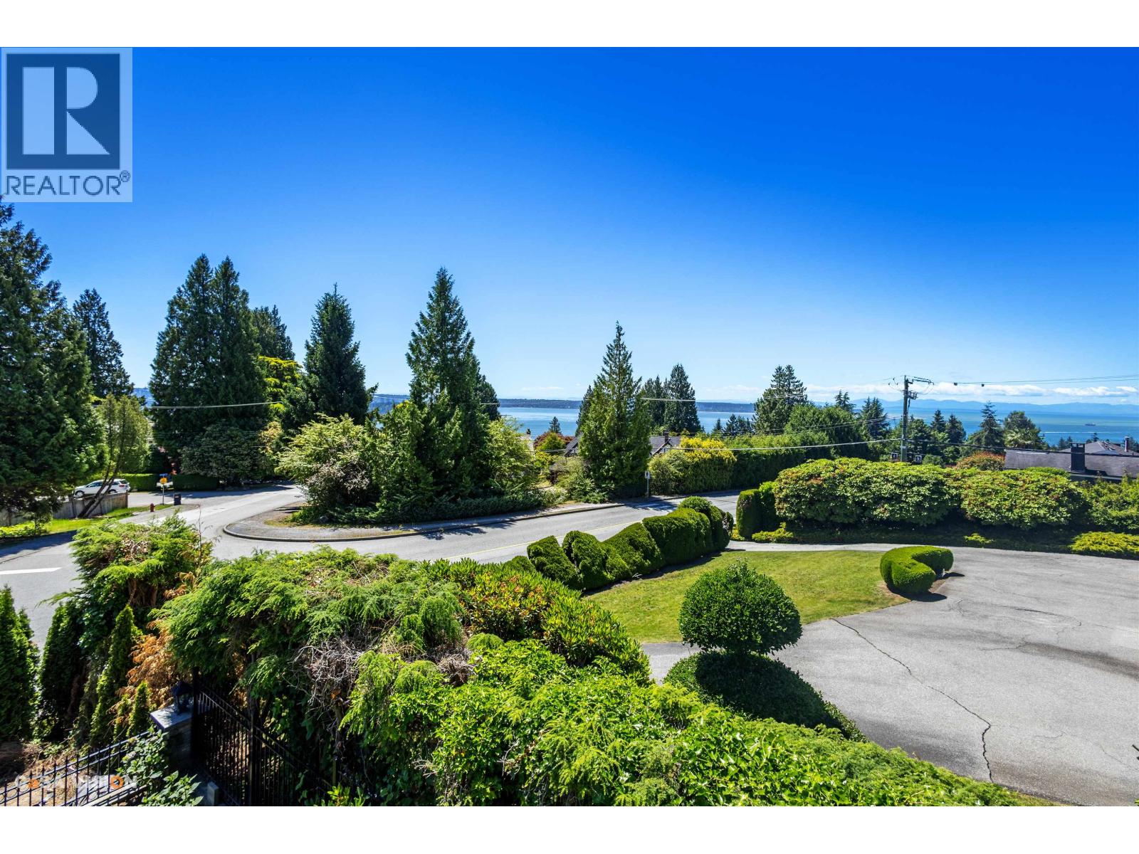 991 CROSS CREEK ROAD, West Vancouver