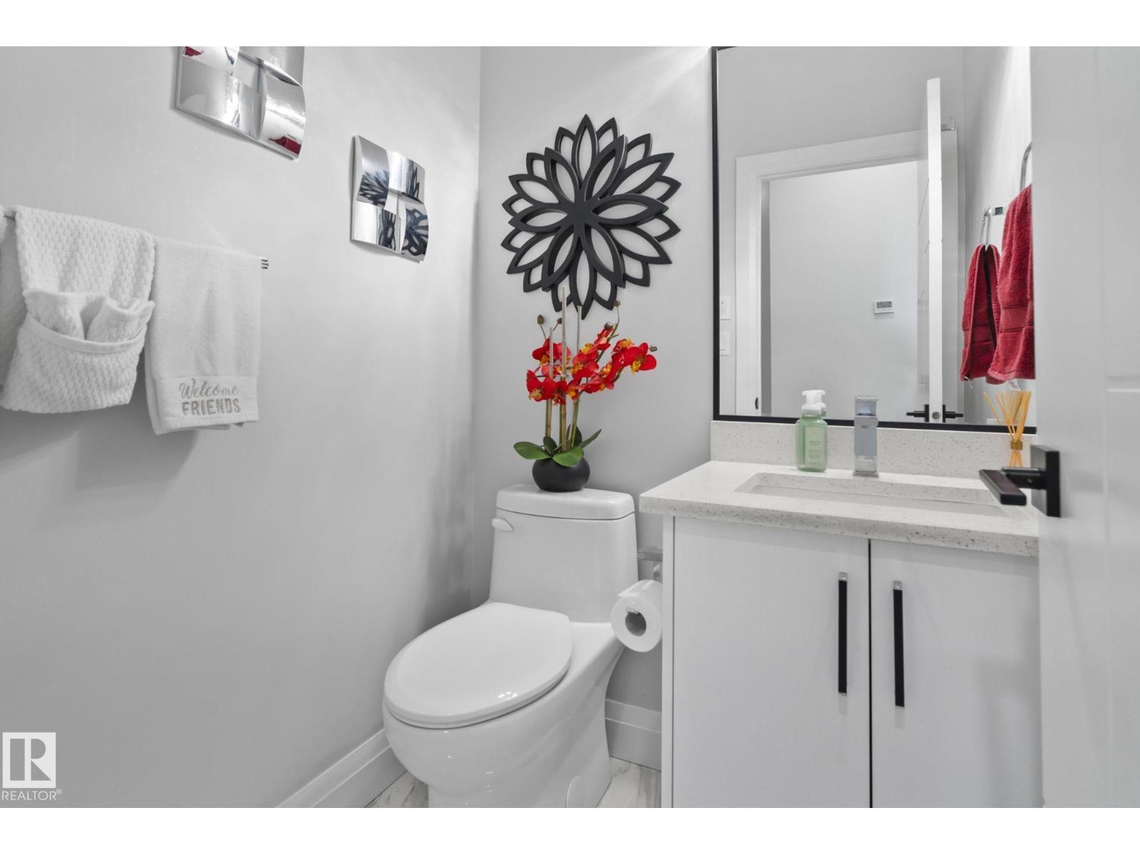 6423 175 AV NW - 25