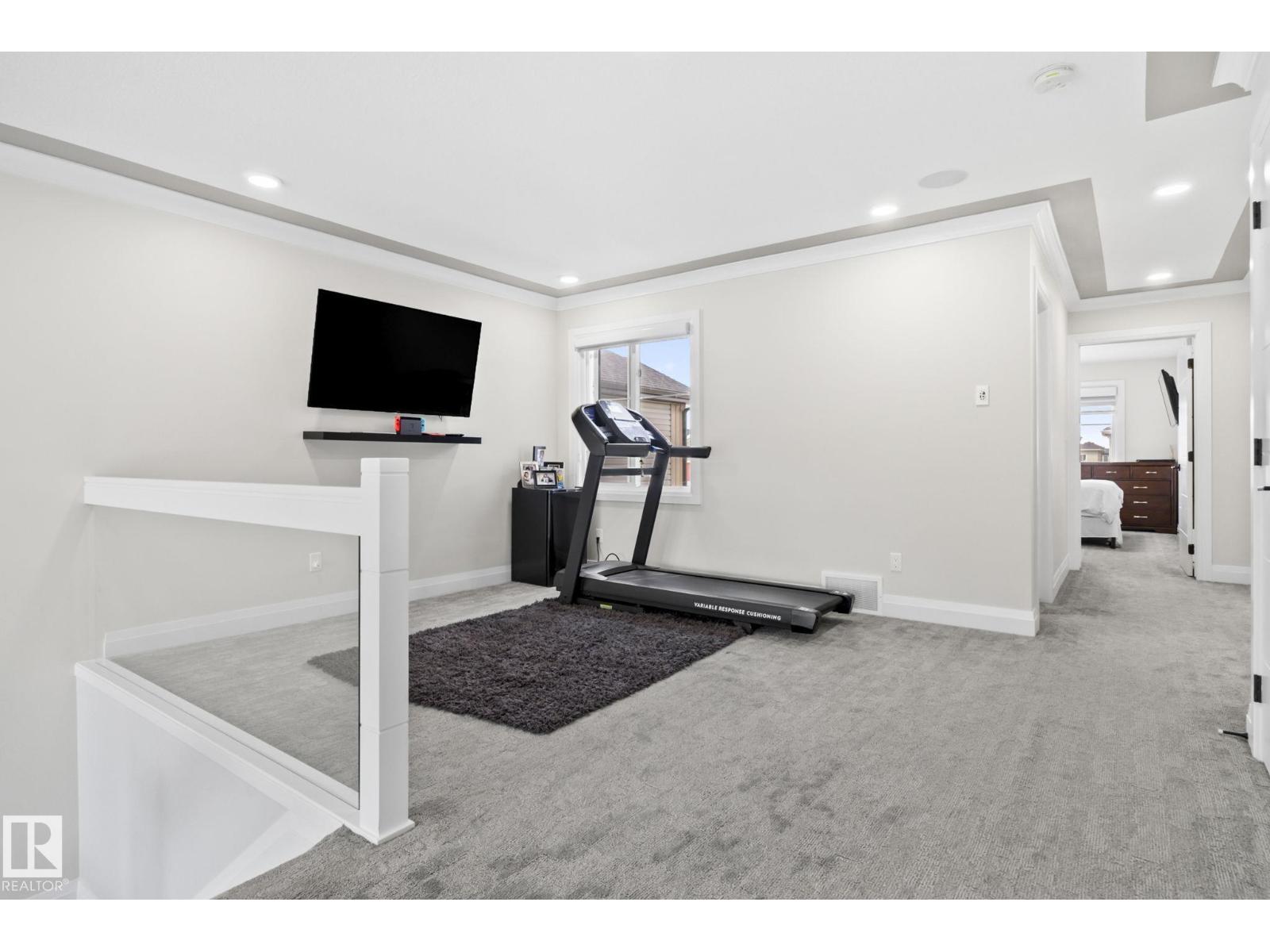 6423 175 AV NW - 29