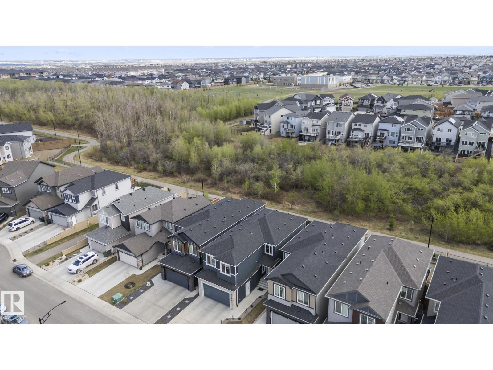 6423 175 AV NW - 67