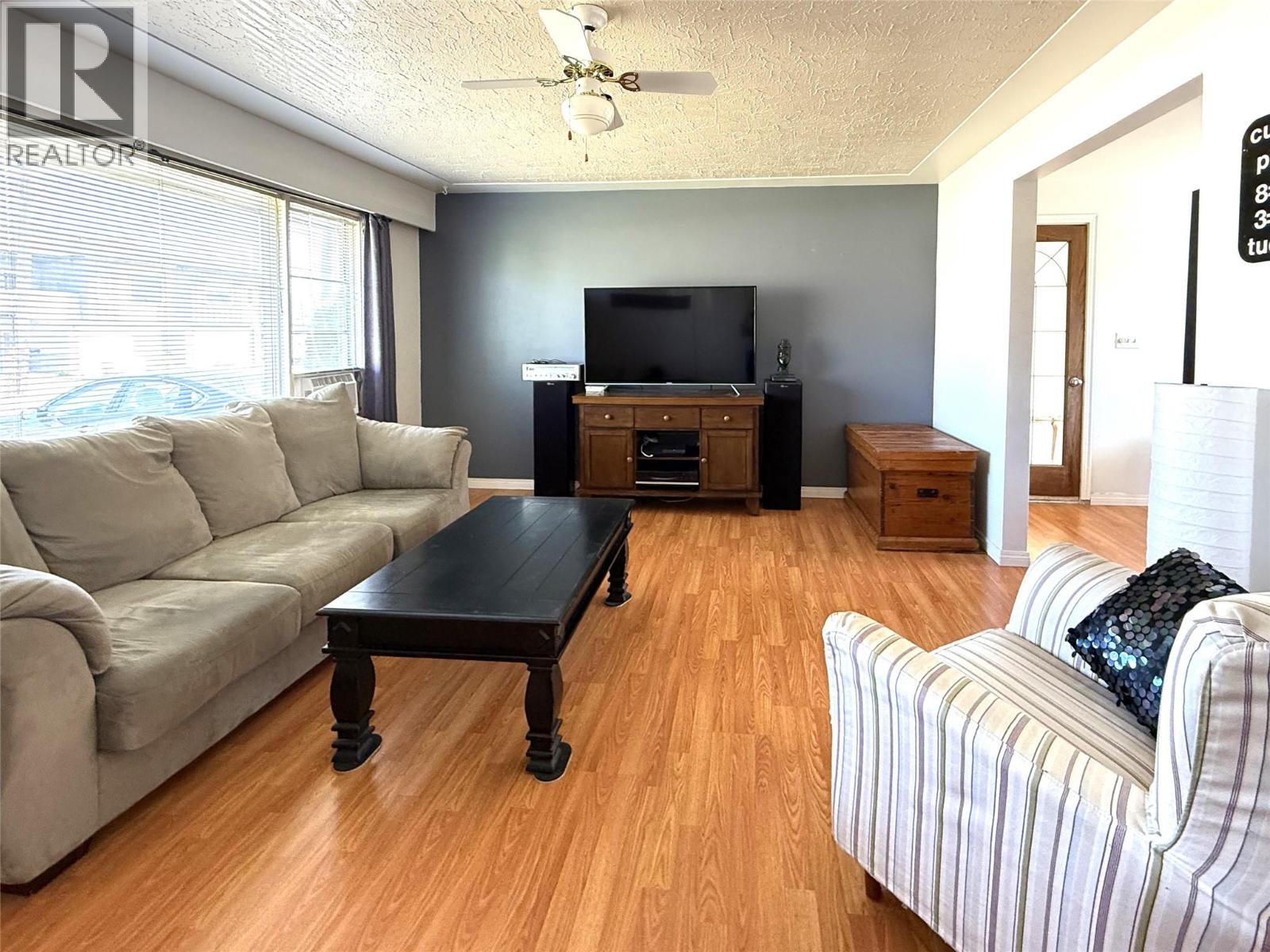1359 HAMILTON Street - 7