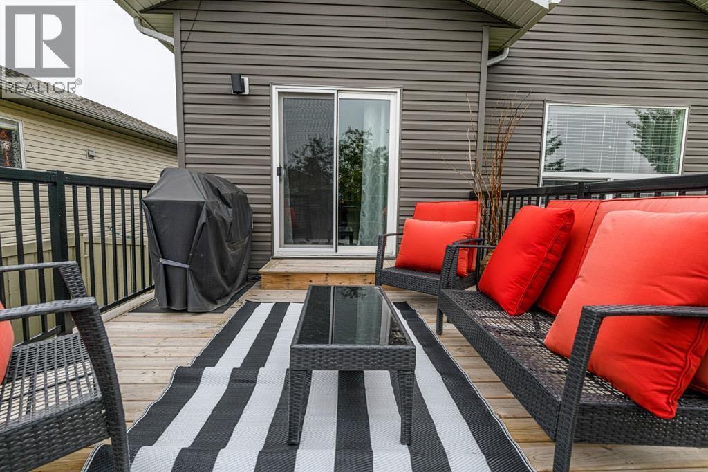 8722 Willow Drive — photo 30