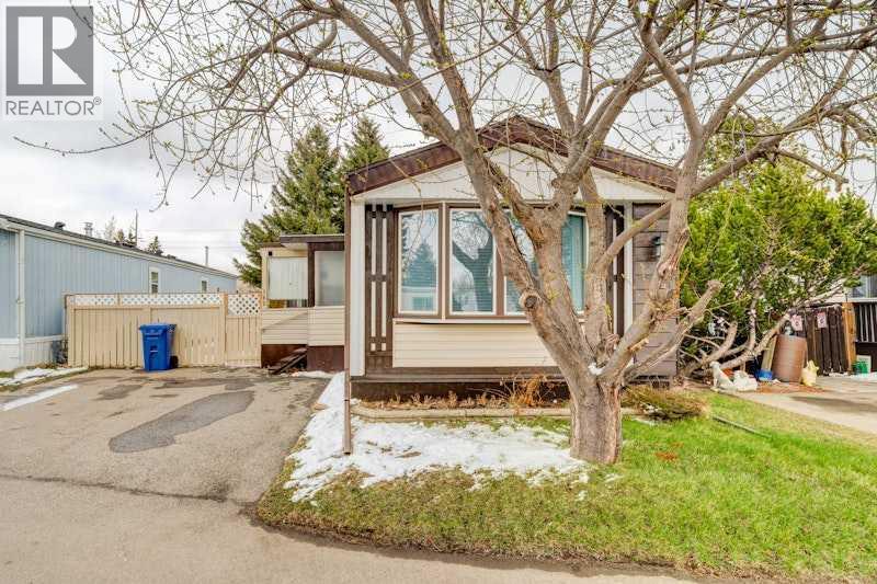 162, 6724 17 Avenue SE - 1