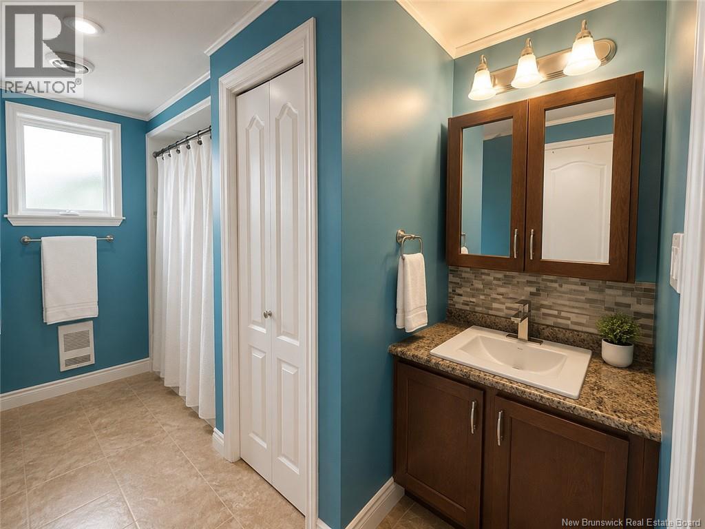 899 Rue Janick - 9