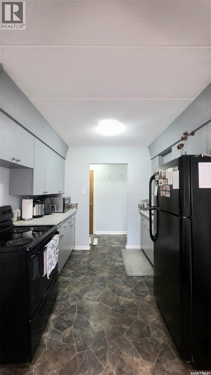 #17 2620 5th AVENUE N - 4