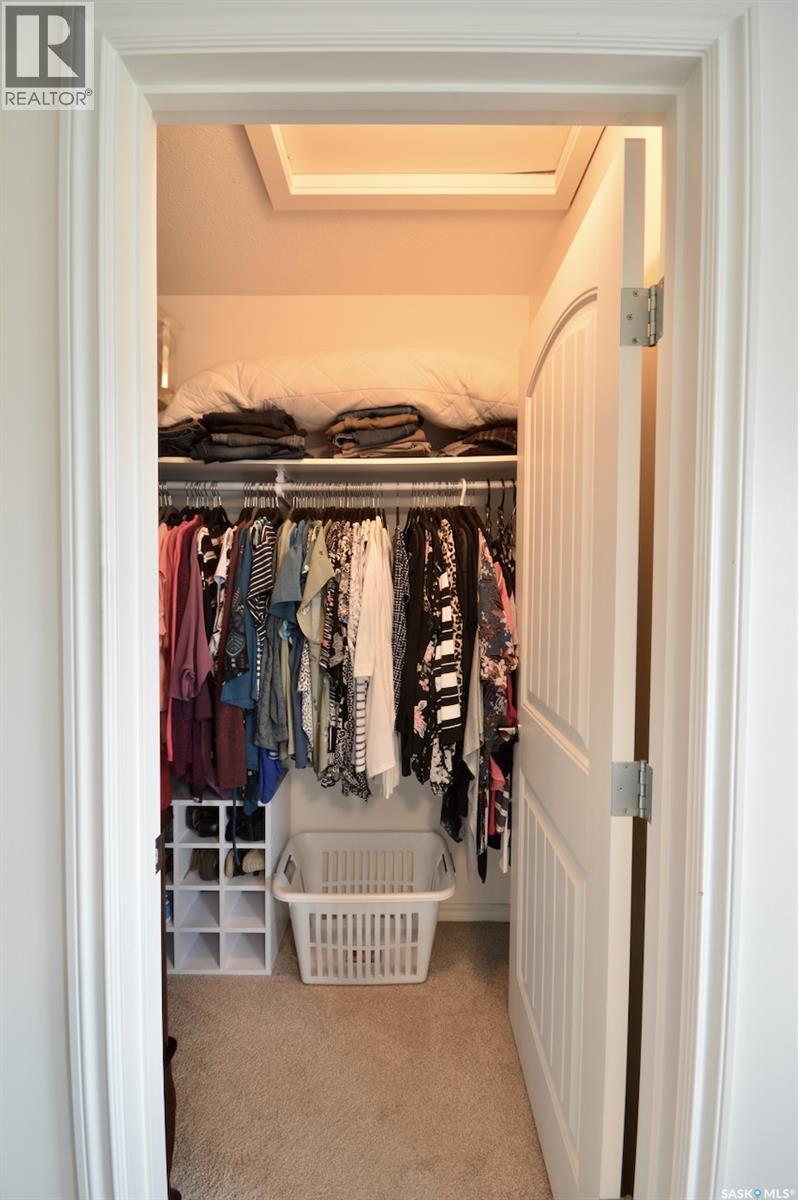 1018 Willowgrove CRESCENT — photo 45
