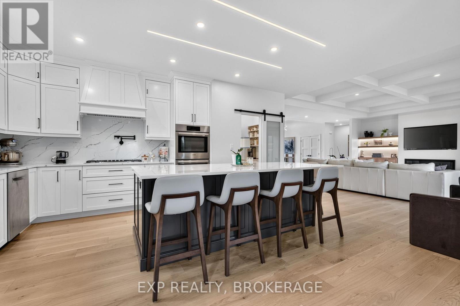 2515 QUABBIN ROAD - 11