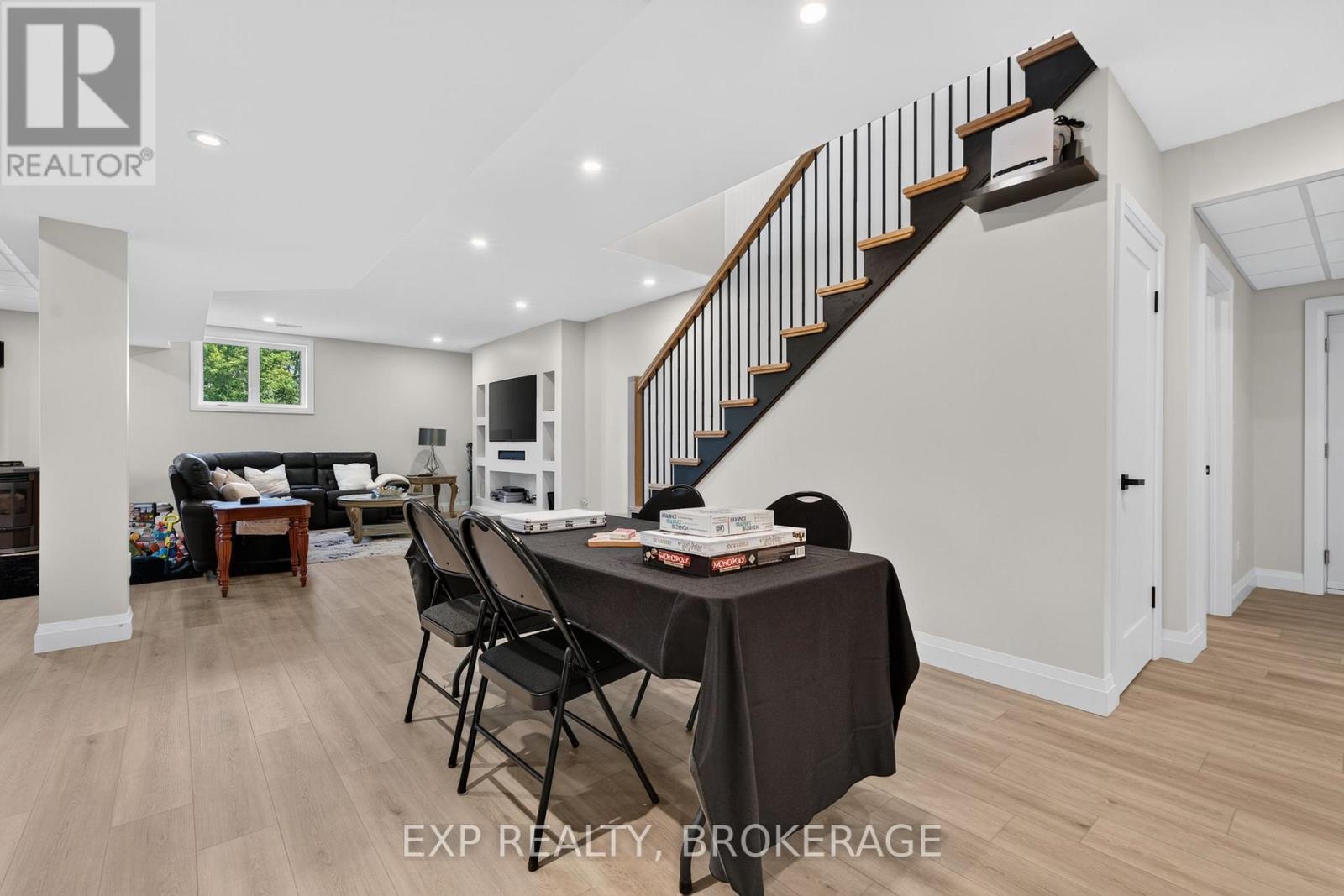 2515 QUABBIN ROAD - 35
