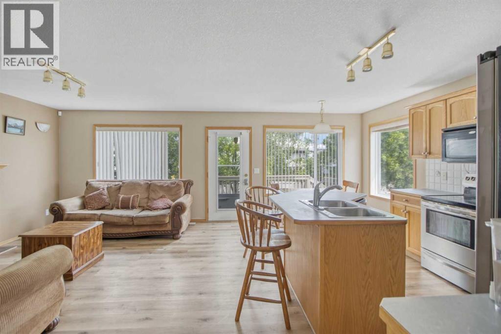 88 Willowbrook Crescent NW — photo 13