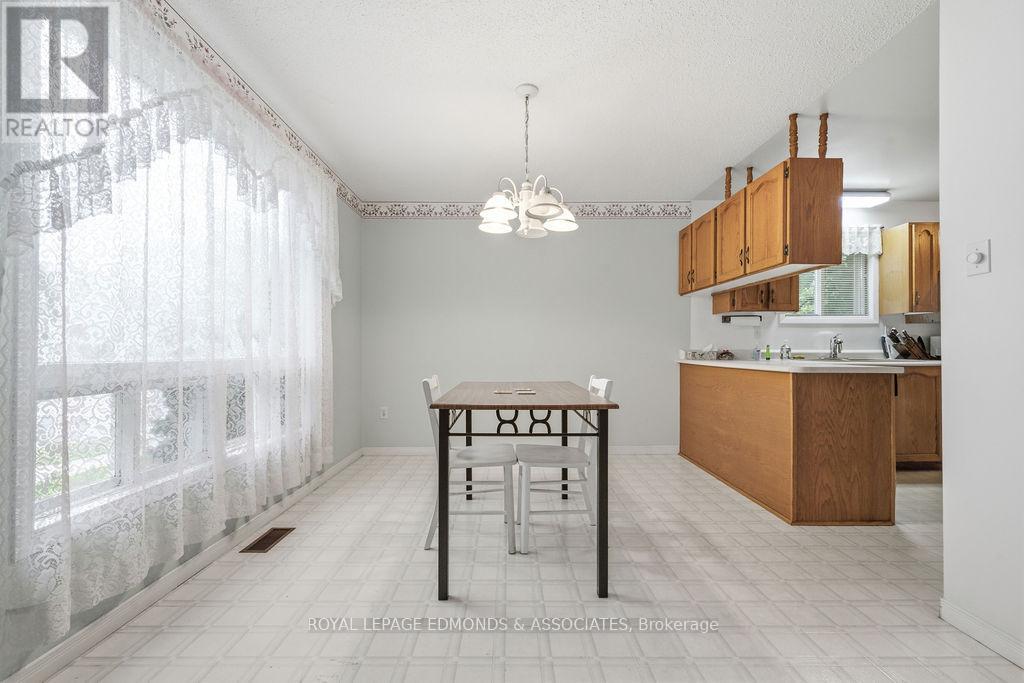 130 TOWN LINE ROAD - 16