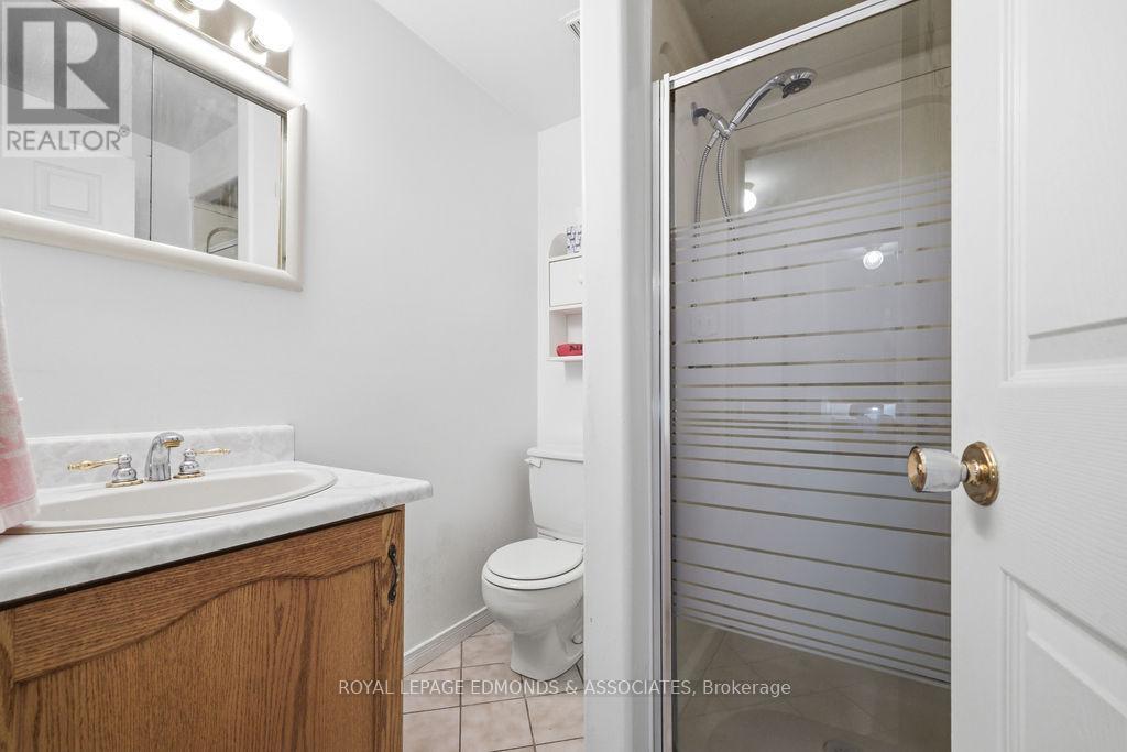 130 TOWN LINE ROAD - 11