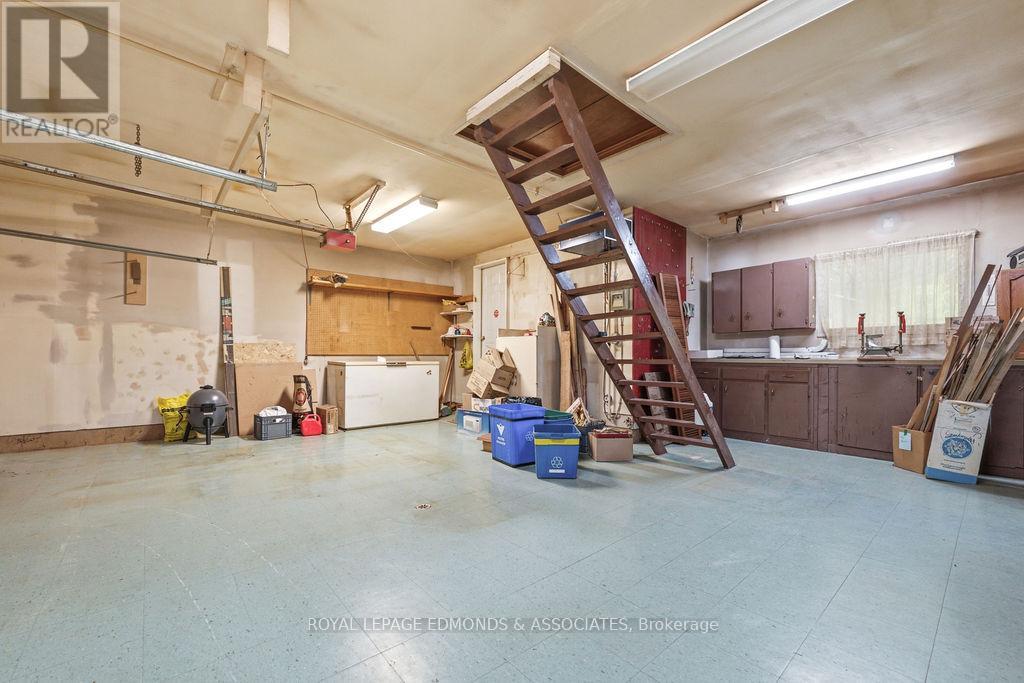 130 TOWN LINE ROAD - 42