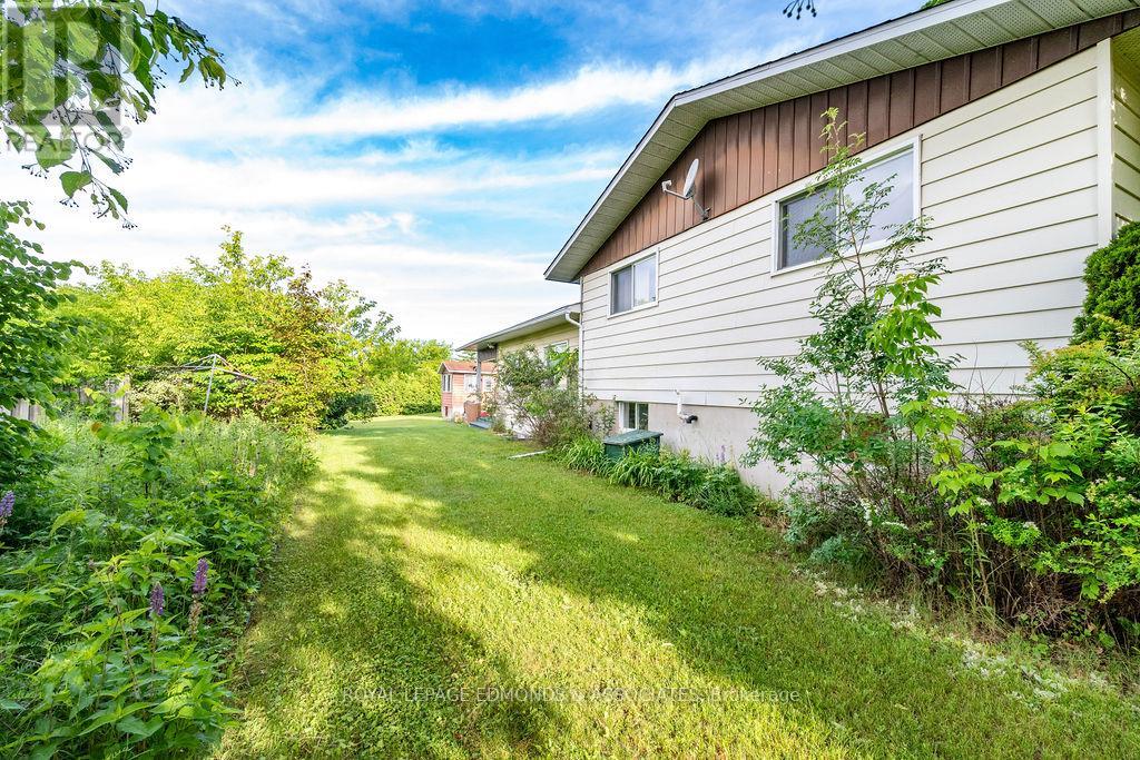 130 TOWN LINE ROAD - 49