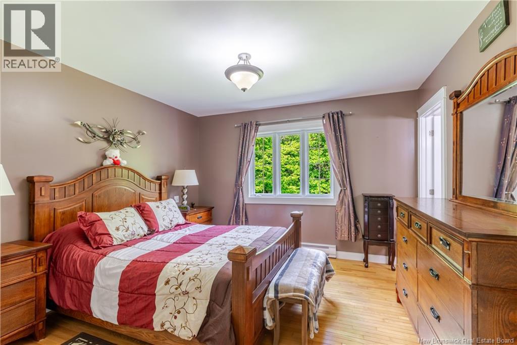 25 Upper Durham Road - Image 32