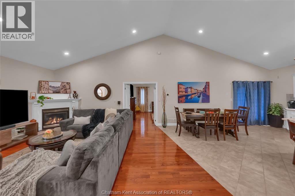 45 MORNING GLORY LANE - 15