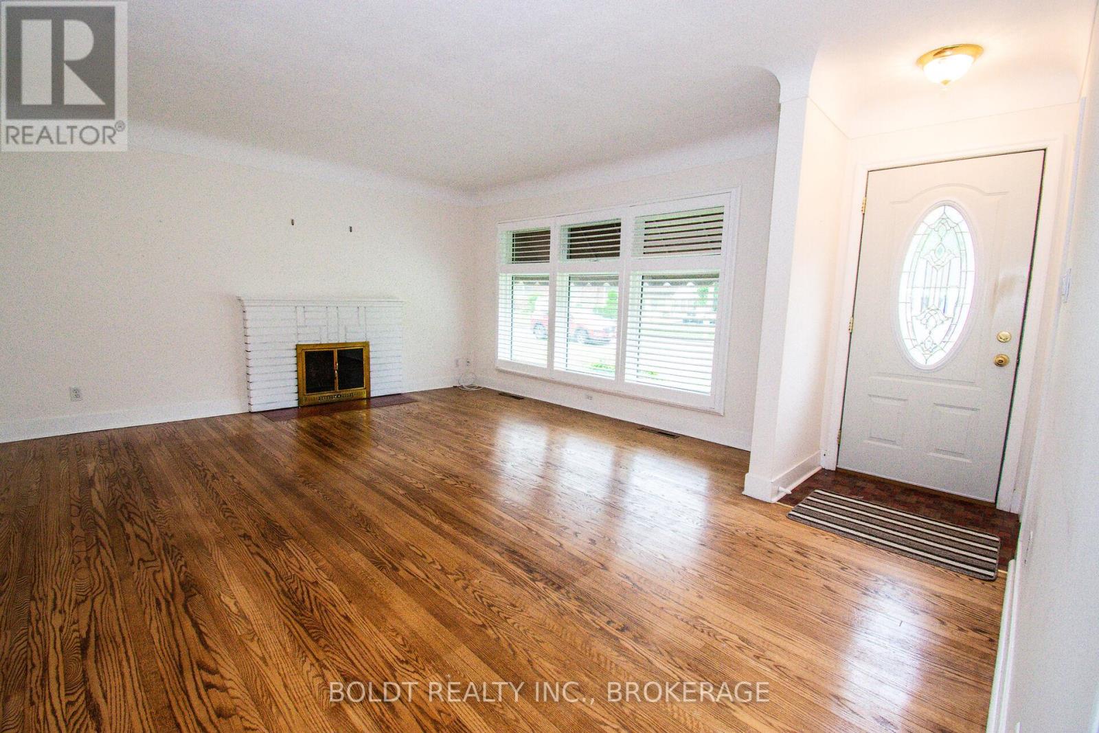 25 ELM RIDGE DRIVE - 2