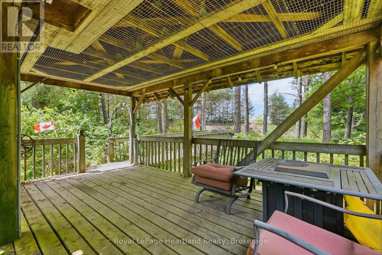 482 CONCESSION 8 - 37