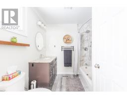 104 Cameron Drive, Kawartha Lakes, ON K0M1G0 Photo 18