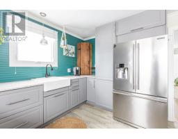 Kitchen - 104 Cameron Drive, Kawartha Lakes, ON K0M1G0 Photo 7