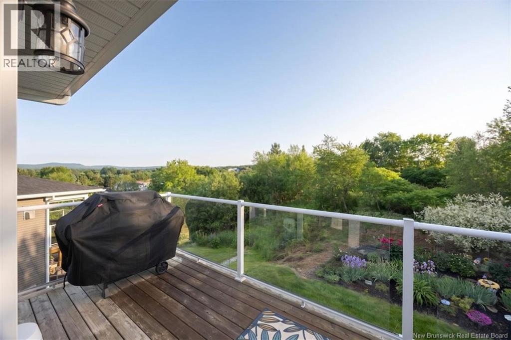 94 Malone Way - Image 32