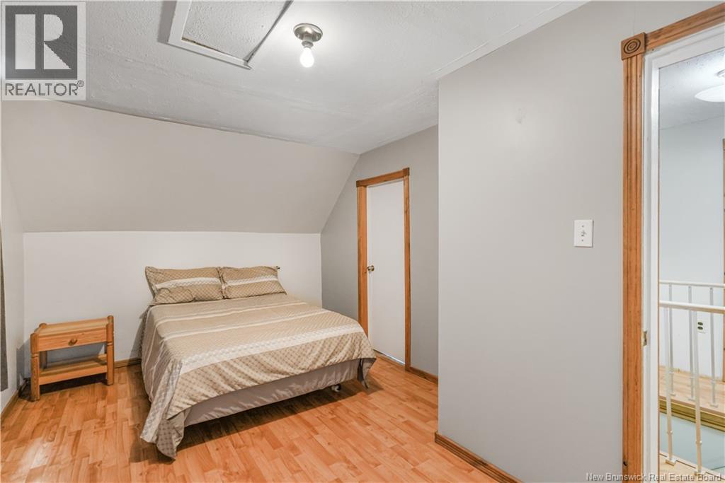 205 Upper Kent Road - 24