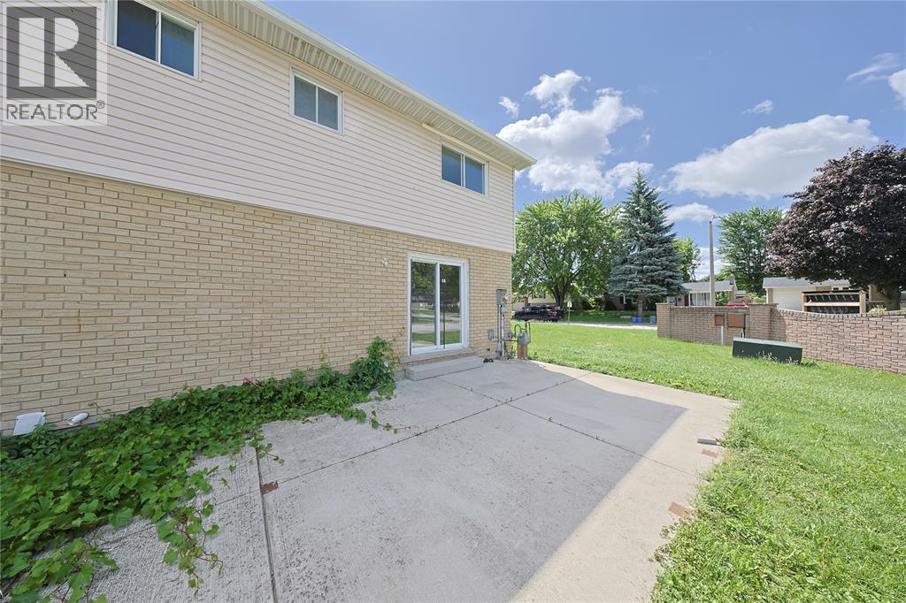 #69 348 Cameron STREET - 27