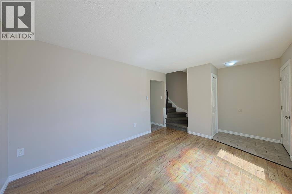 #69 348 Cameron STREET - 4