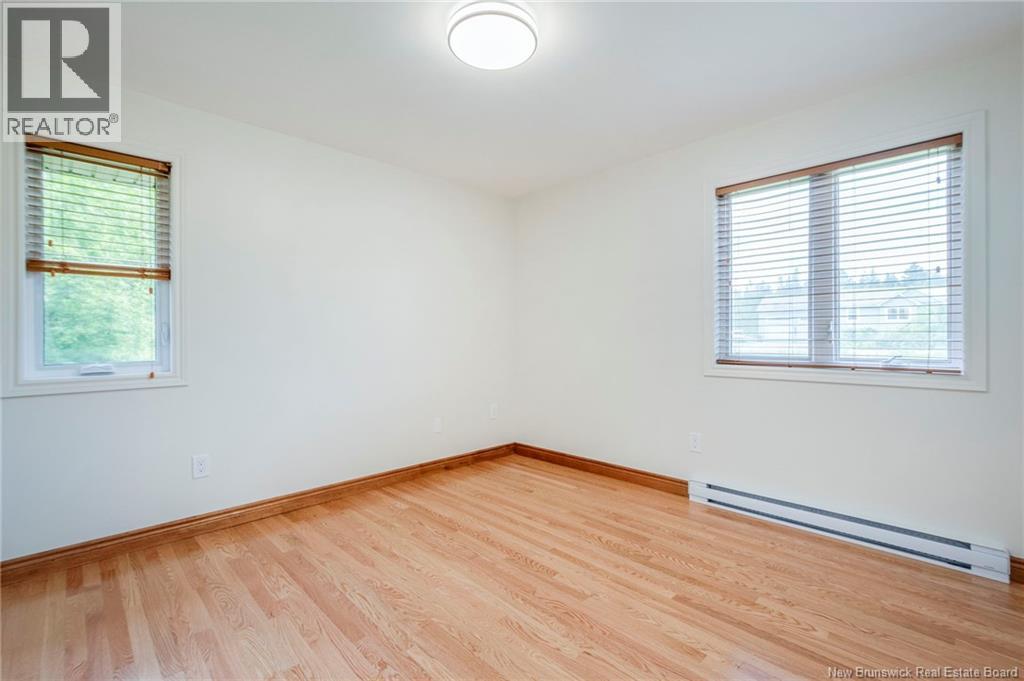 20 Marilyn Drive - 25
