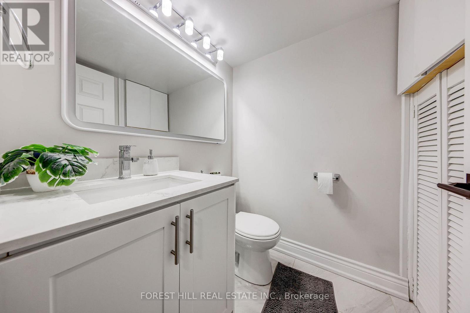 607 SPADINA ROAD - 29