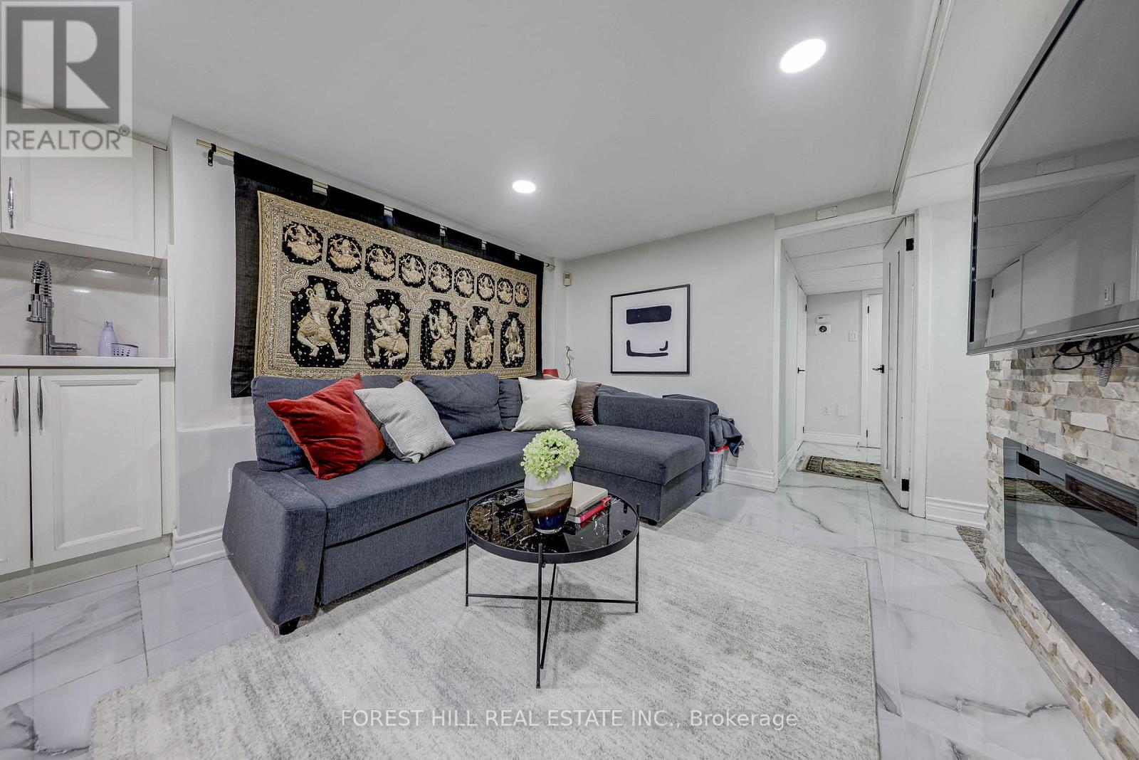 607 SPADINA ROAD - 30