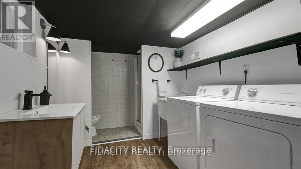 1336 ST JACQUES ROAD - 17