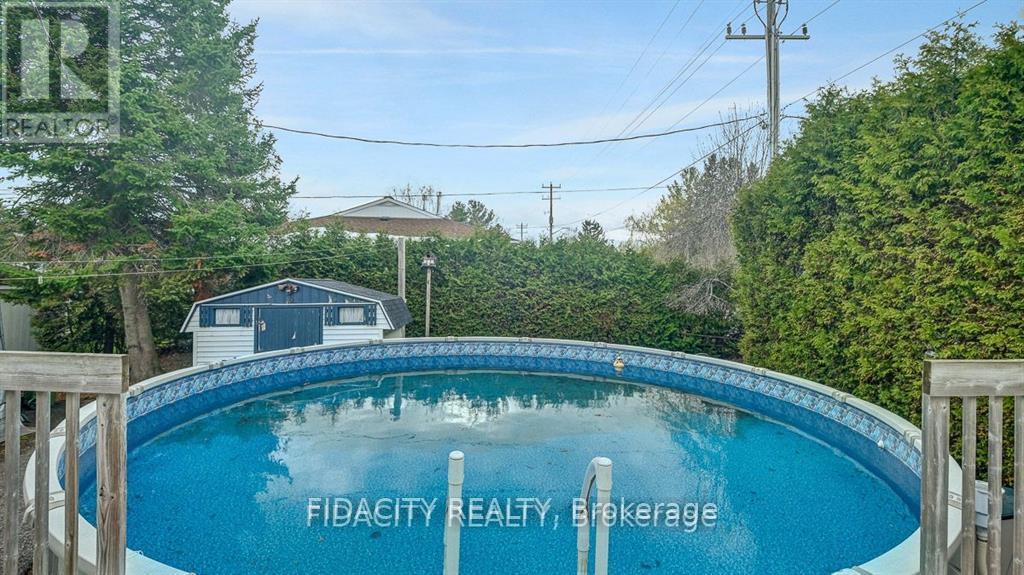 1336 ST JACQUES ROAD - 19