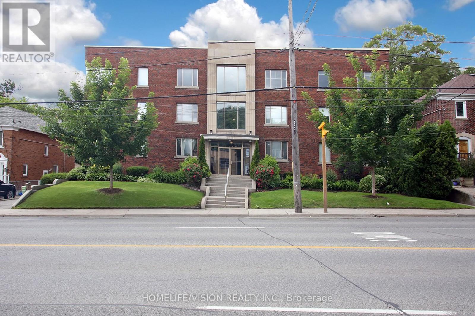#UNIT # B1 1840 BATHURST STREET - 1