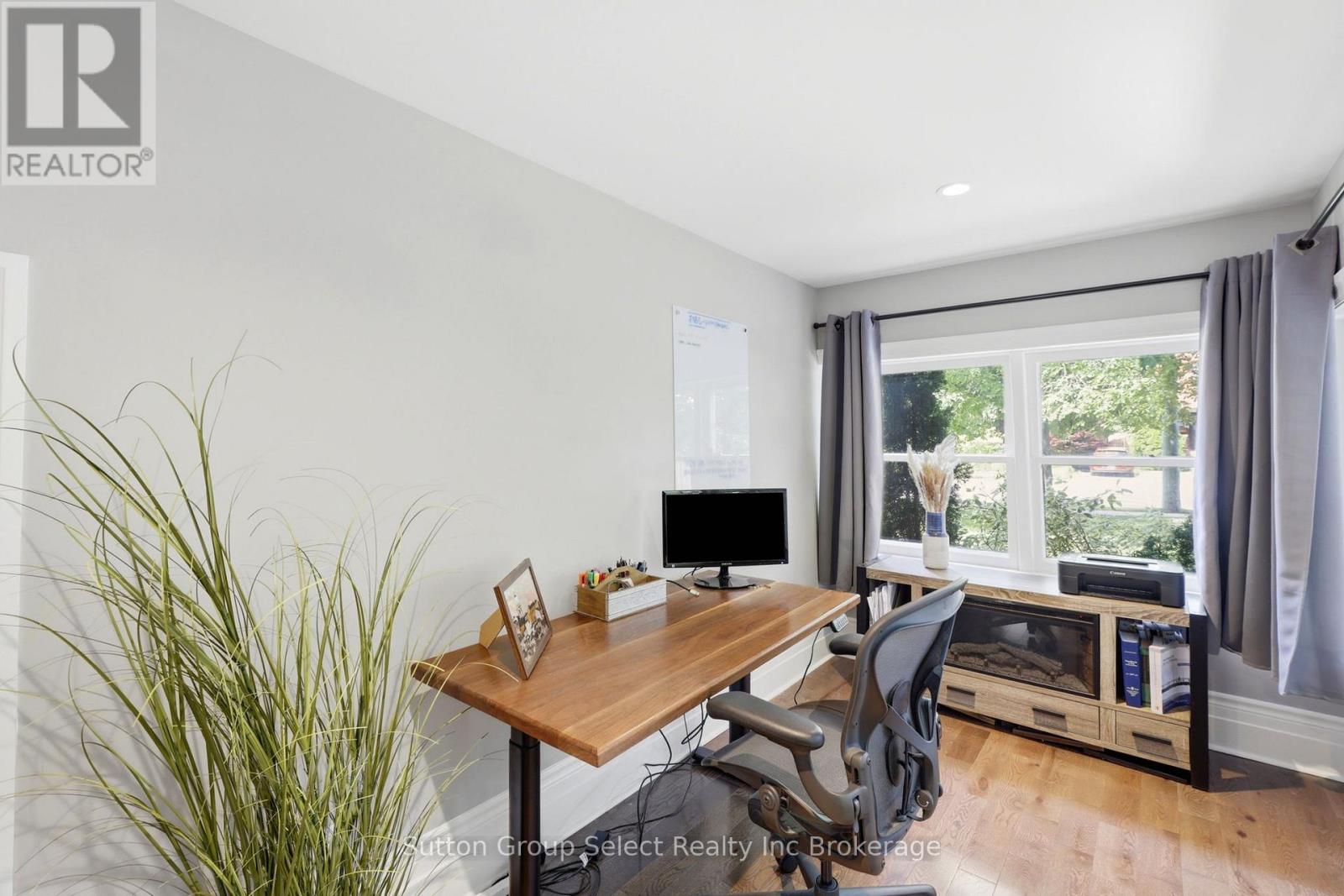 340 RIDOUT STREET S - 20