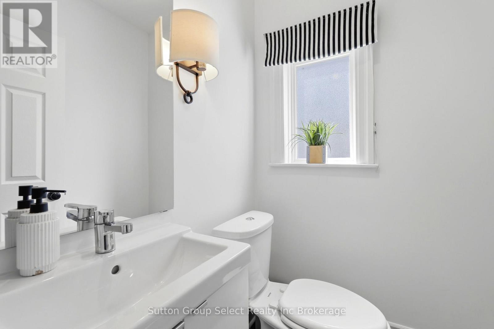 340 RIDOUT STREET S - 22
