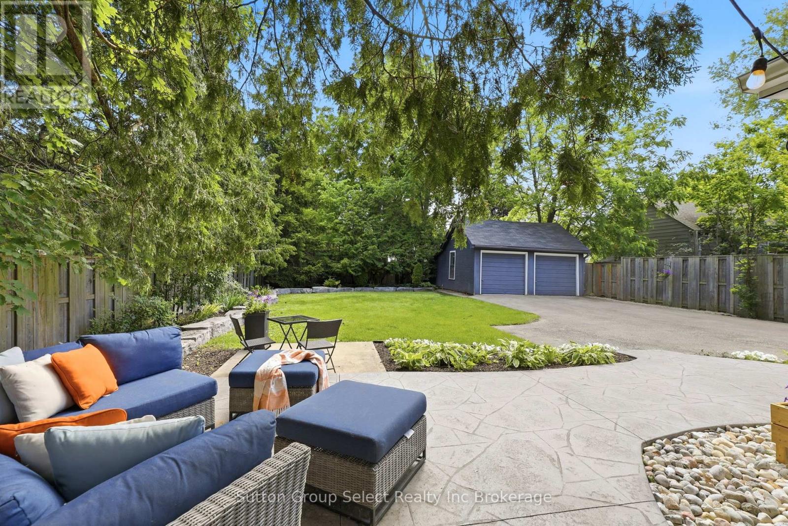 340 RIDOUT STREET S - 35